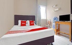 Oyo 90554 Djaco Room